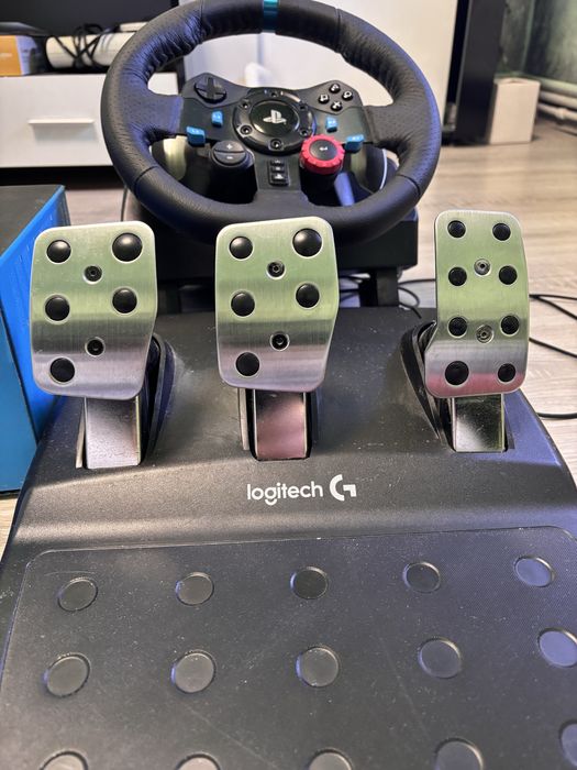 Volan Logitech G29 + schimbător cadou