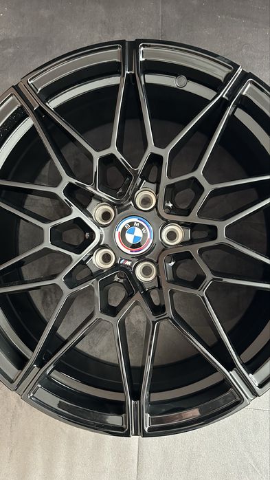 Jante BMW 19 inch stil M4 in 2 latimi