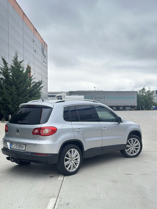 Vw tiguan 2011 .