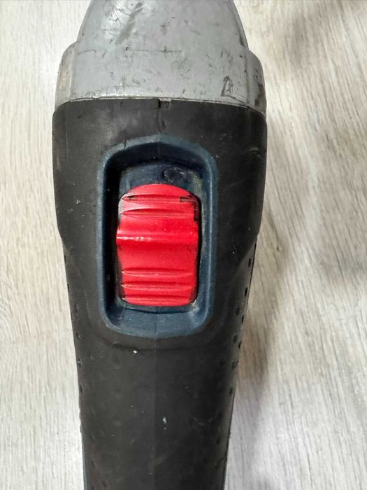 Акумулаторна ножица за ламарина BOSCH GSC 12V-13