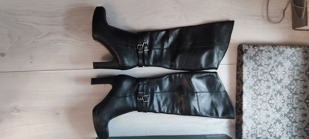 Ботуши чизми ест.кожа нови 39