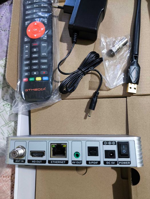 DVB-C, DVB-T, T2 GTMEDIA V7 TT Full HD с вкл. HDTV антена