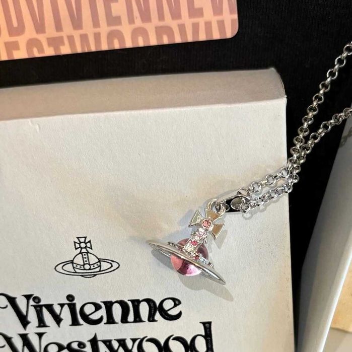 Vivienne Westwood Колие