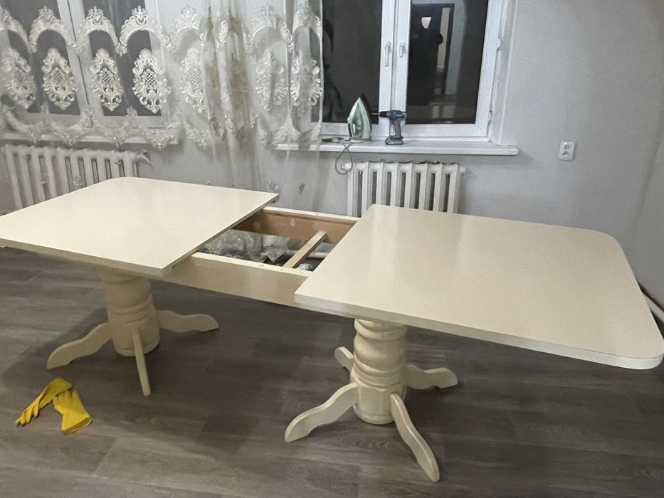 Стол со стульями, раскладной