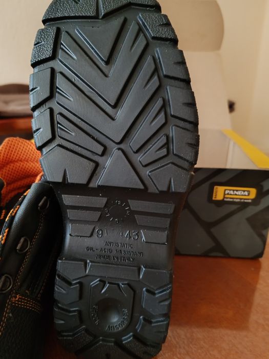 Високи работни обувки