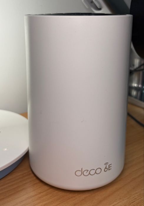 TP Link Deco XE75 роутеры
