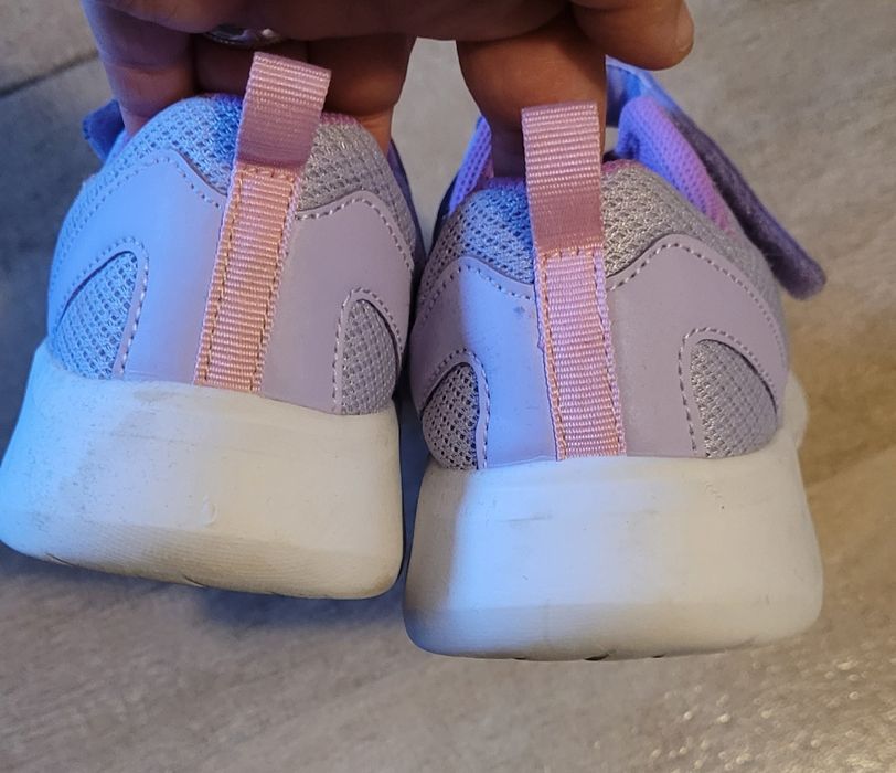 Adidasi Skechers marimea 36