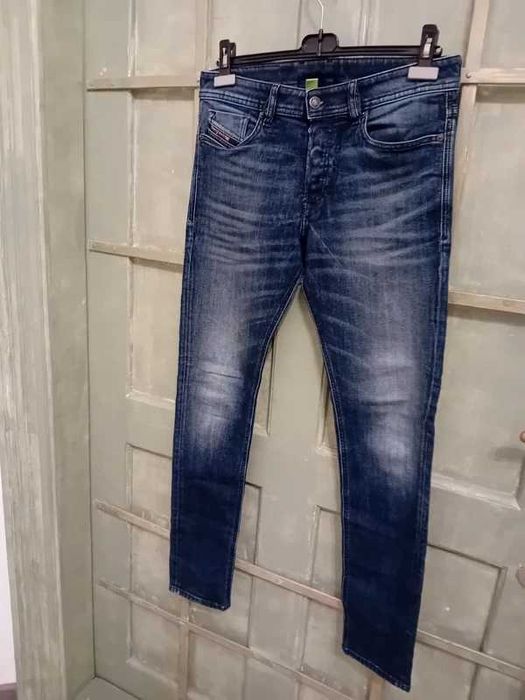 Blugi Diesel Sleenker W30 L31, albastru închis, stare foarte bună