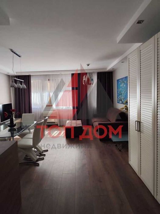 Дава се под наем Двустаен апартамент в Варна, Гръцка махала - 80 кв.м за 918 € - Снимка #1