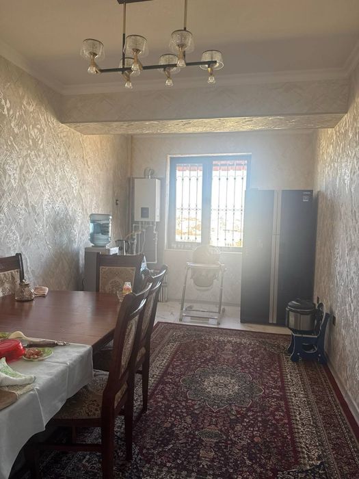 Продается 3-х комнатная квартира. 3 хонали уй сотилади.