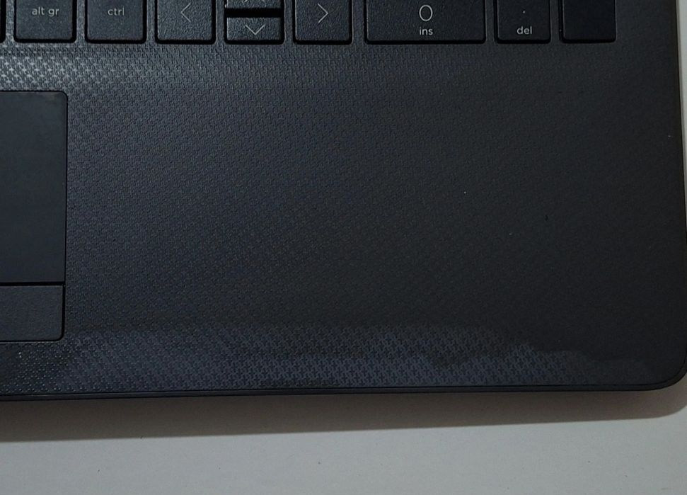 Laptop HP 255 G7 - AMD Ryzen 5, 8GB RAM, 238GB