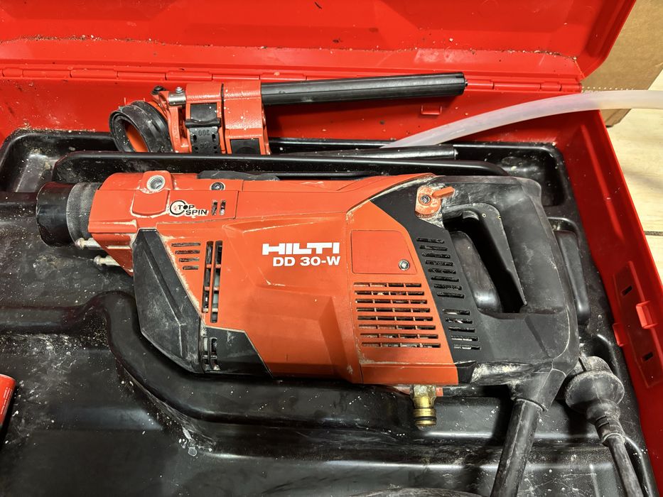 MDM vinde: Masina de carotat Hilti DD 30-W.