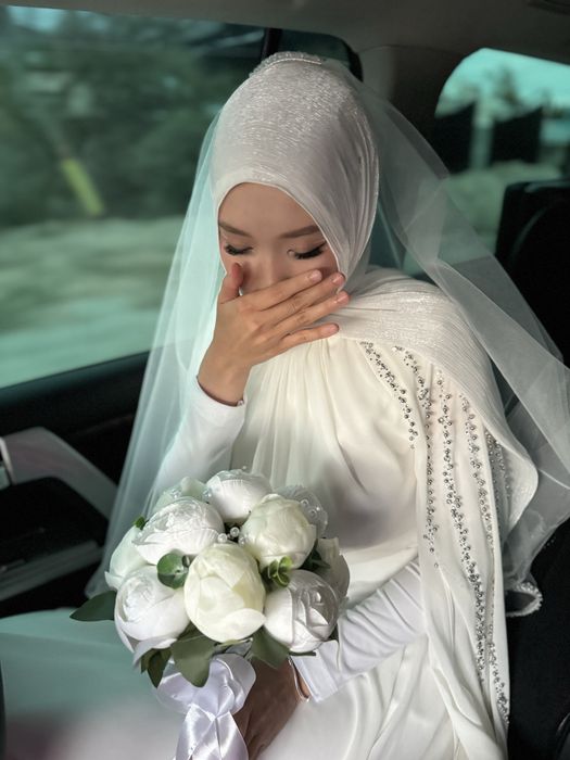 свадебное платье (для покрытых можно)