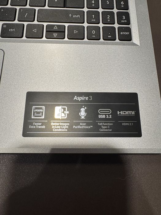 Лаптоп ACER ASPIRE 3-Като нов!!!