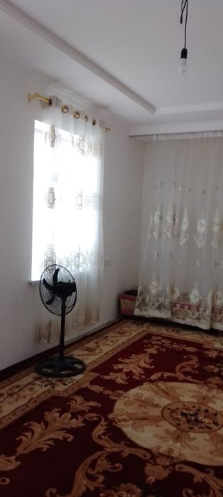 Katta Qoʻyliq bozori orqasida Hovli uy joy