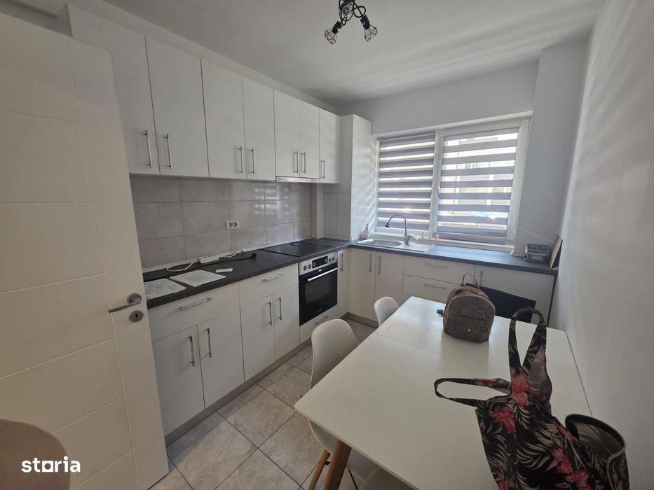 Apartament decomandat SubCetate Sanpetru