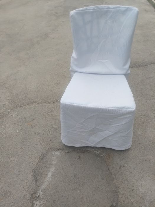 Чехлы на стулья белые