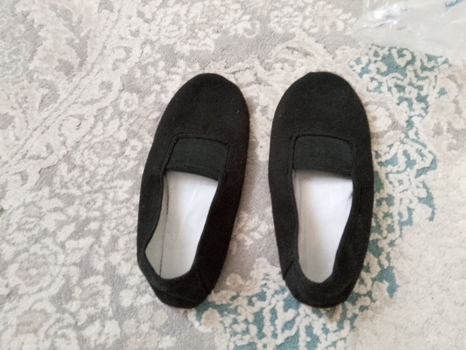 Продам чешки новое!