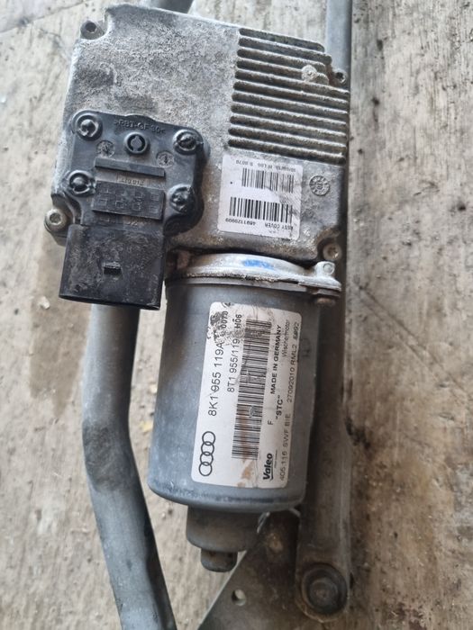 Управление за чистачки за Audi a4 B8