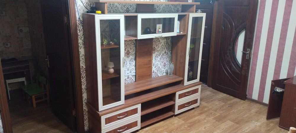 Срочно продам Мебель Горка