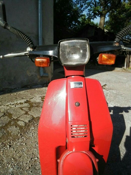 Скутер Сузуки Бара