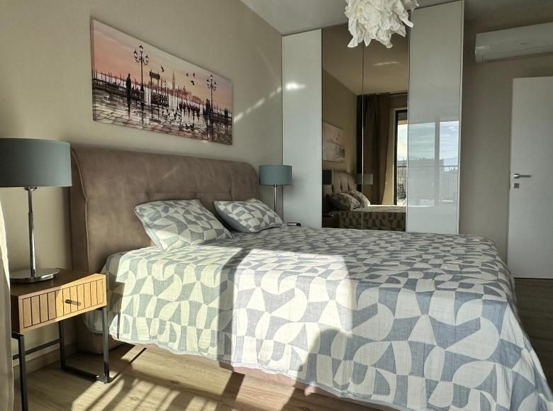 Дава се под наем Двустаен апартамент в Пловдив, Каменица 1 - 82 кв.м за 780 € - Снимка #3