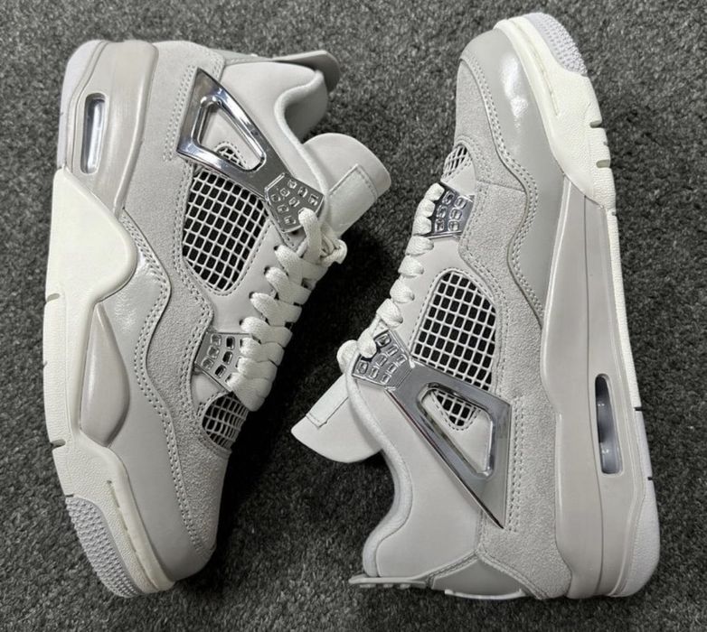 Nike Air Jordan 4 "Frozen Moments