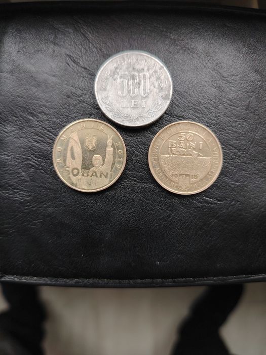 Vând 3 Monede stare bună