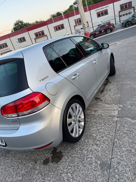 Vând Volkswagen golf 6 TEAM