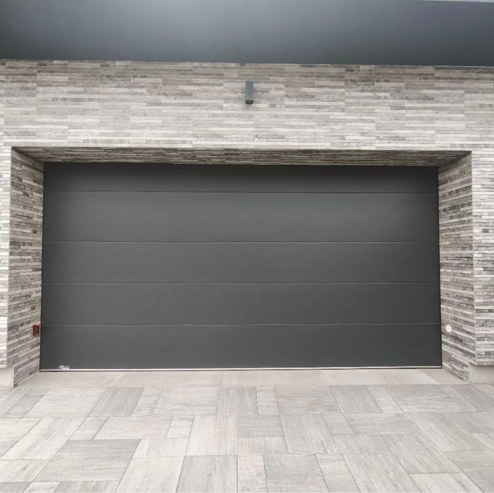 Usi de garaj / Automatizari / Interfon