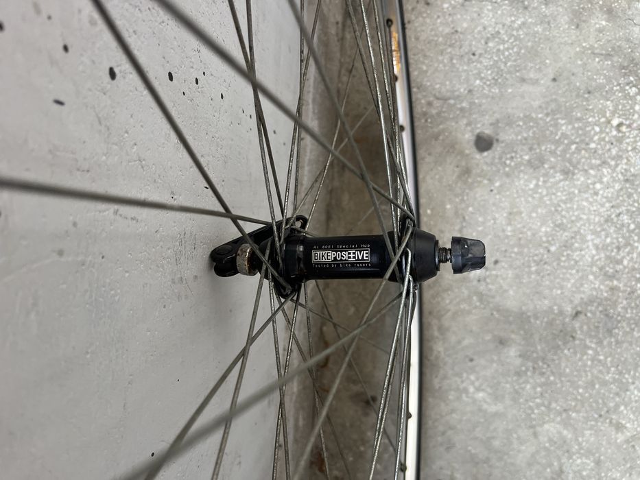 Vand roata fata 28 bicicleta cursiera semicursiera singlespeee fixie