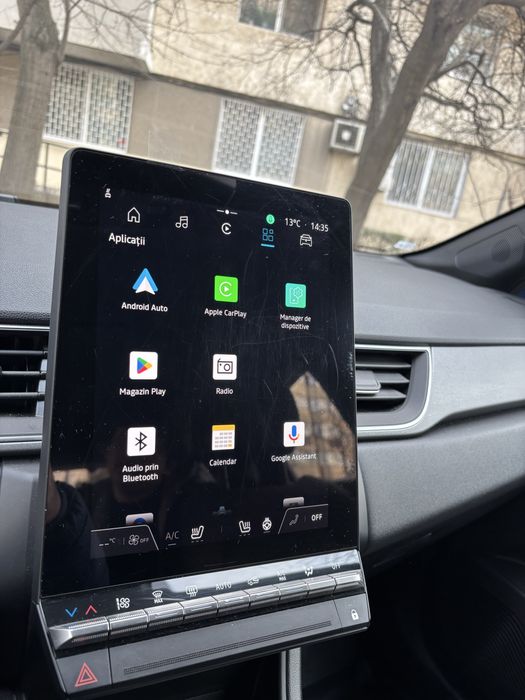 Vand sau predau leasing Renault Captur full hibrid,nu mild, nu plug in