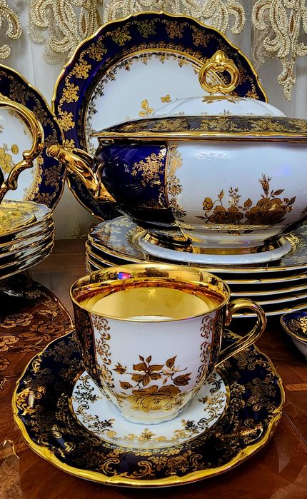 Чайно-столовый сервиз "Золотая роза".  Кобальт. Чехия. Дёшево!