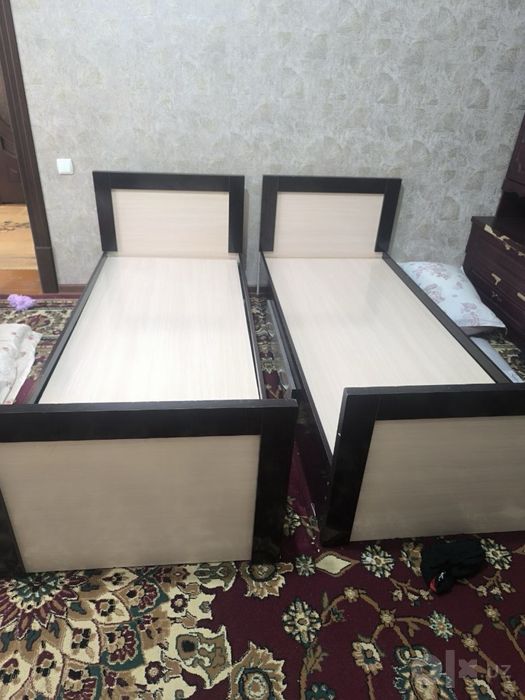 Продаеться стенка кровать