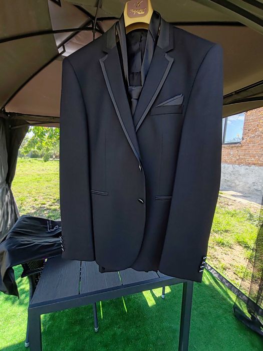 Мъжки костюм Marco Menti