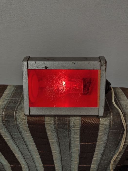 Инфракрасная лампа