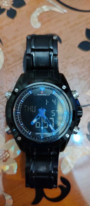 Часовник Naviforce