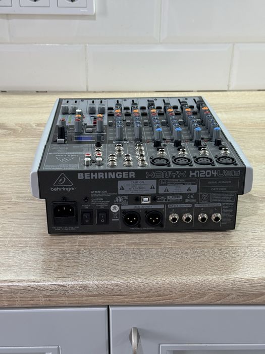 Behringer x1204 usb