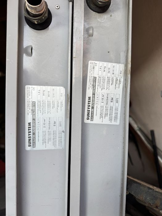 Слънчеви панели,помпена група и гъвкава тръба