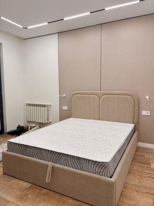 Кровать двухспальная