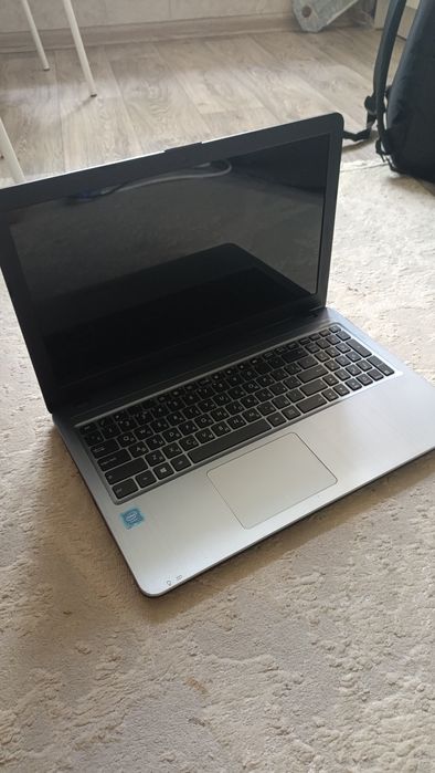 Продам ноутбук ASUS