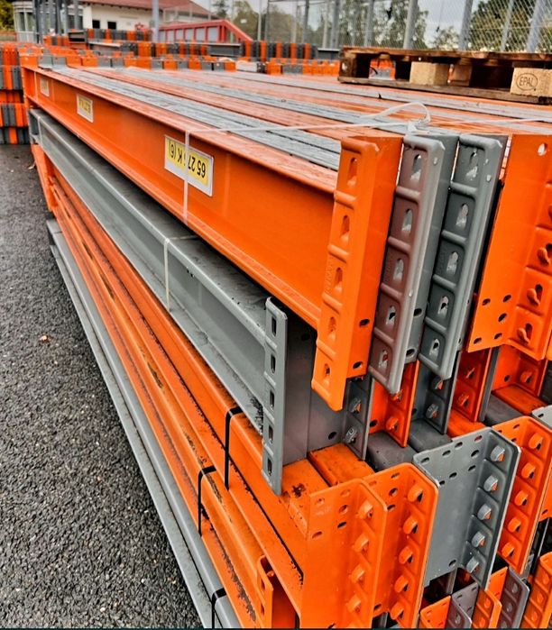 Rafturi metalice industriale