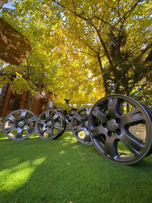 Диски  оригинал R16 TOYOTA