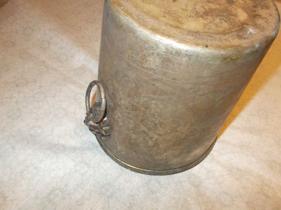 Стара соц шампаниера