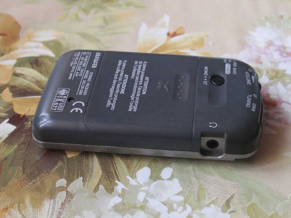 Малко цифрово радио Aiwa