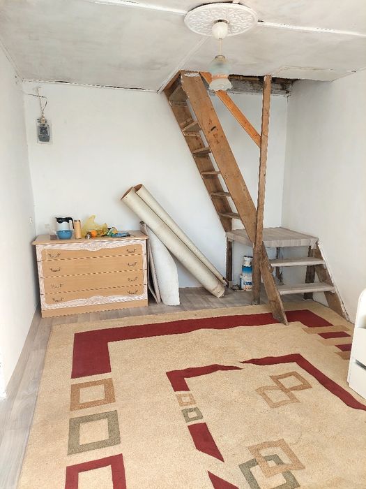 Вторая дачная, на лево.