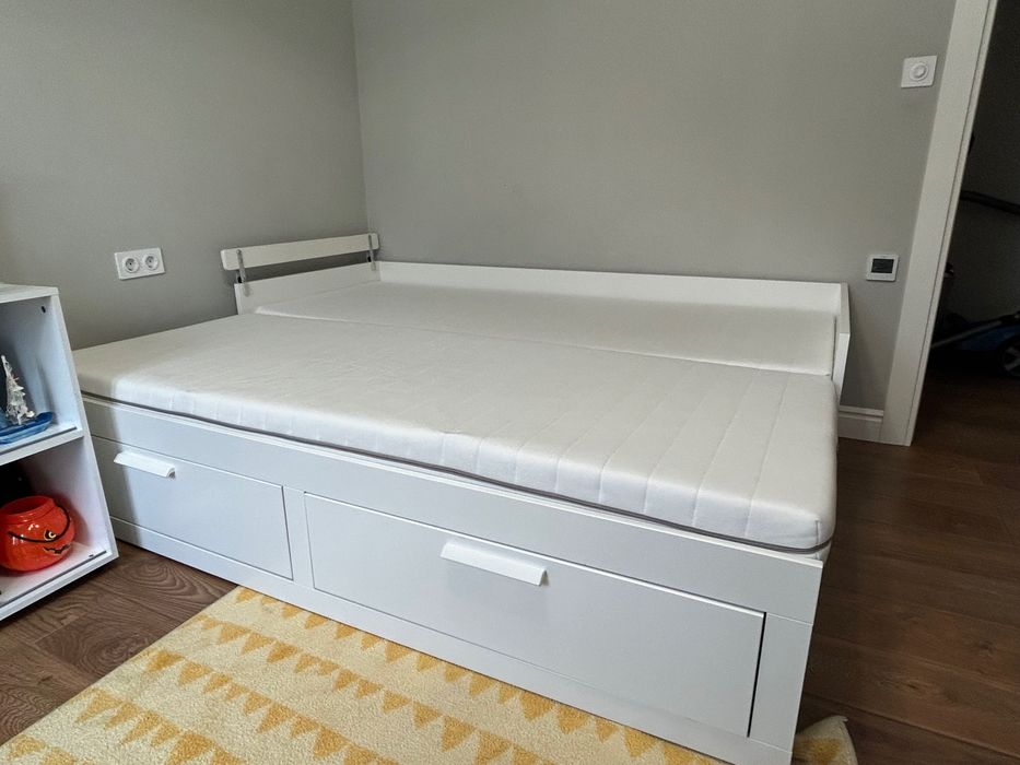 Легло IKEA Brimnes