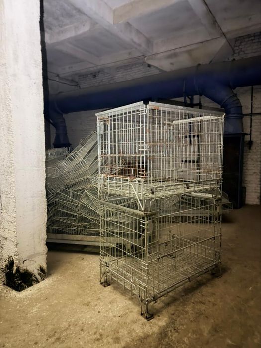 Стеллаж из нержавейки с полками продам