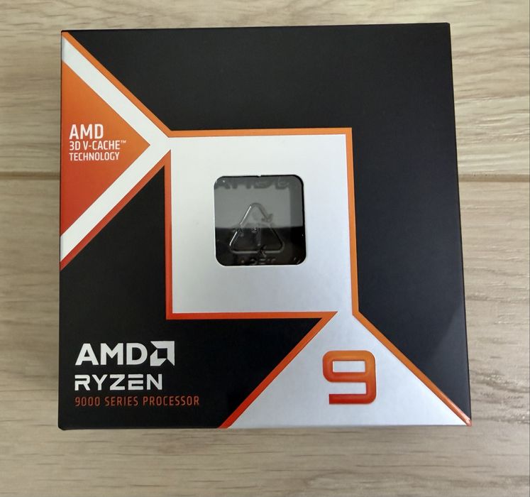 Ултра High-End Геймърски Компютър - Ryzen 9 9950X3D + RTX 5080