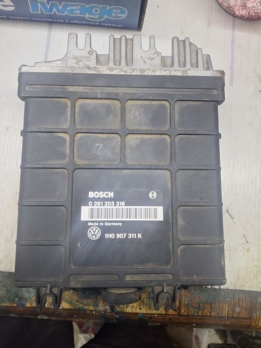 ЭБУ Фольксваген Гольф3, Пассат, Венто 1.8 AAM